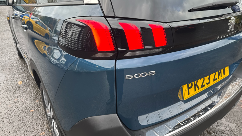 Peugeot 5008 1.2 PureTech Allure Premium+ 5dr EAT8 Petrol Estate